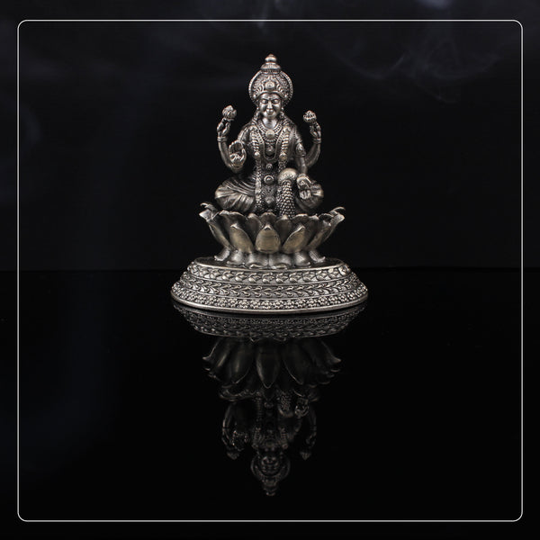 The Goddess of Prosperity